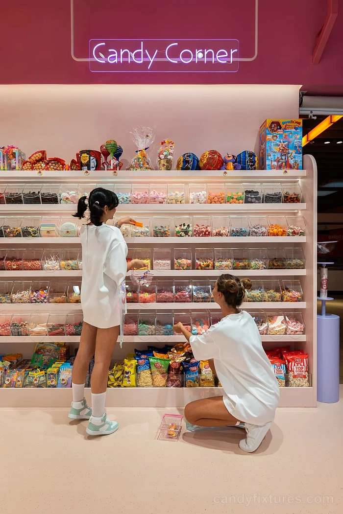 A Candy Store Designed Like a Fairy Tale – Display Fixture Strategy